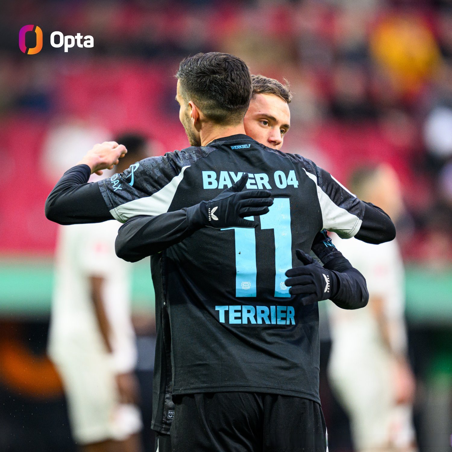 勒沃库森客场平局，巩固德甲前六位置