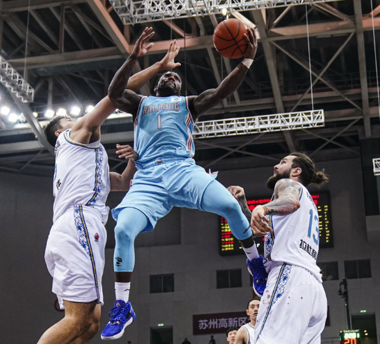 包含喷火队射手手感火热，连续命中三分球的词条