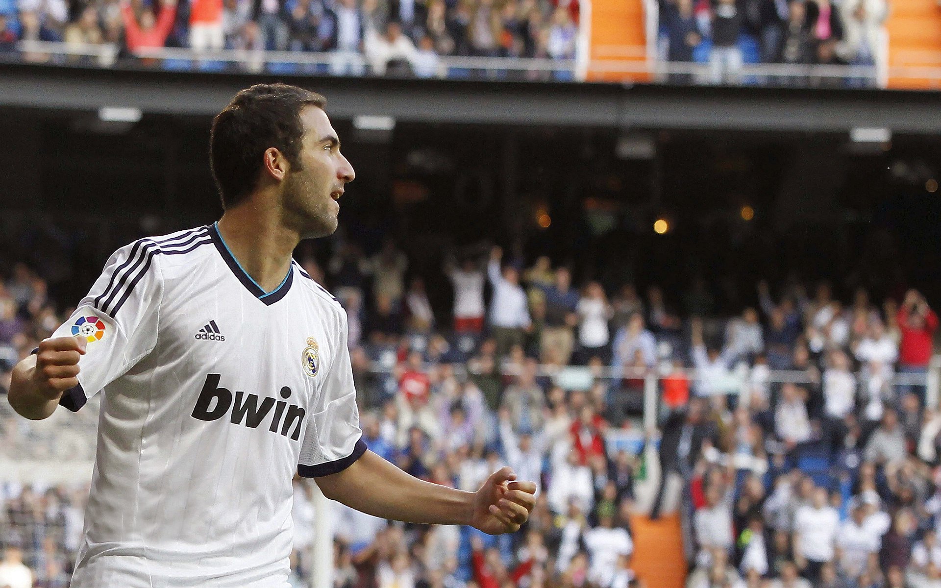 莱万独舞定乾坤，东方鏖战启示录—当掌控力遇上持久战