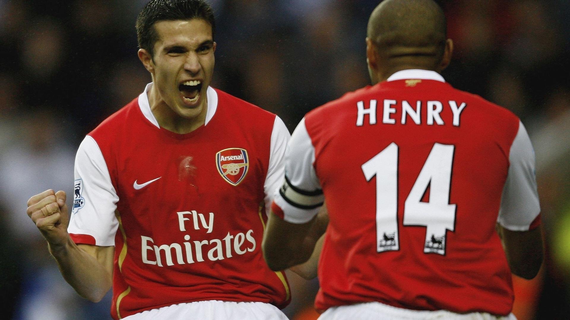 阿坎吉的压制级艺术，瑞士铁闸如何冰封玻利维亚，折射乌克兰战局的战术启示