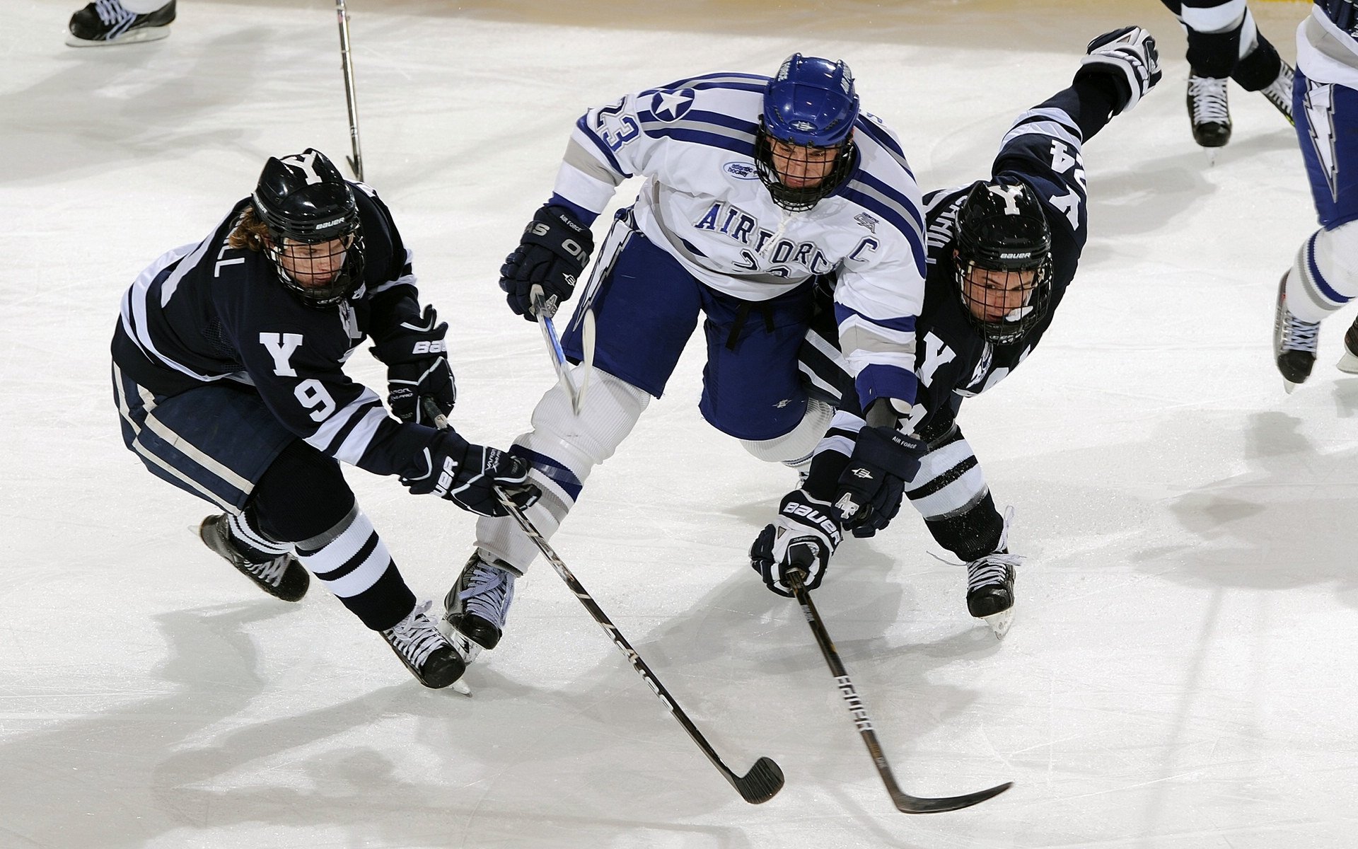 当欧文在欧冠决赛接管比赛时,爵士的防守哲学如何锁死了另一个步行者