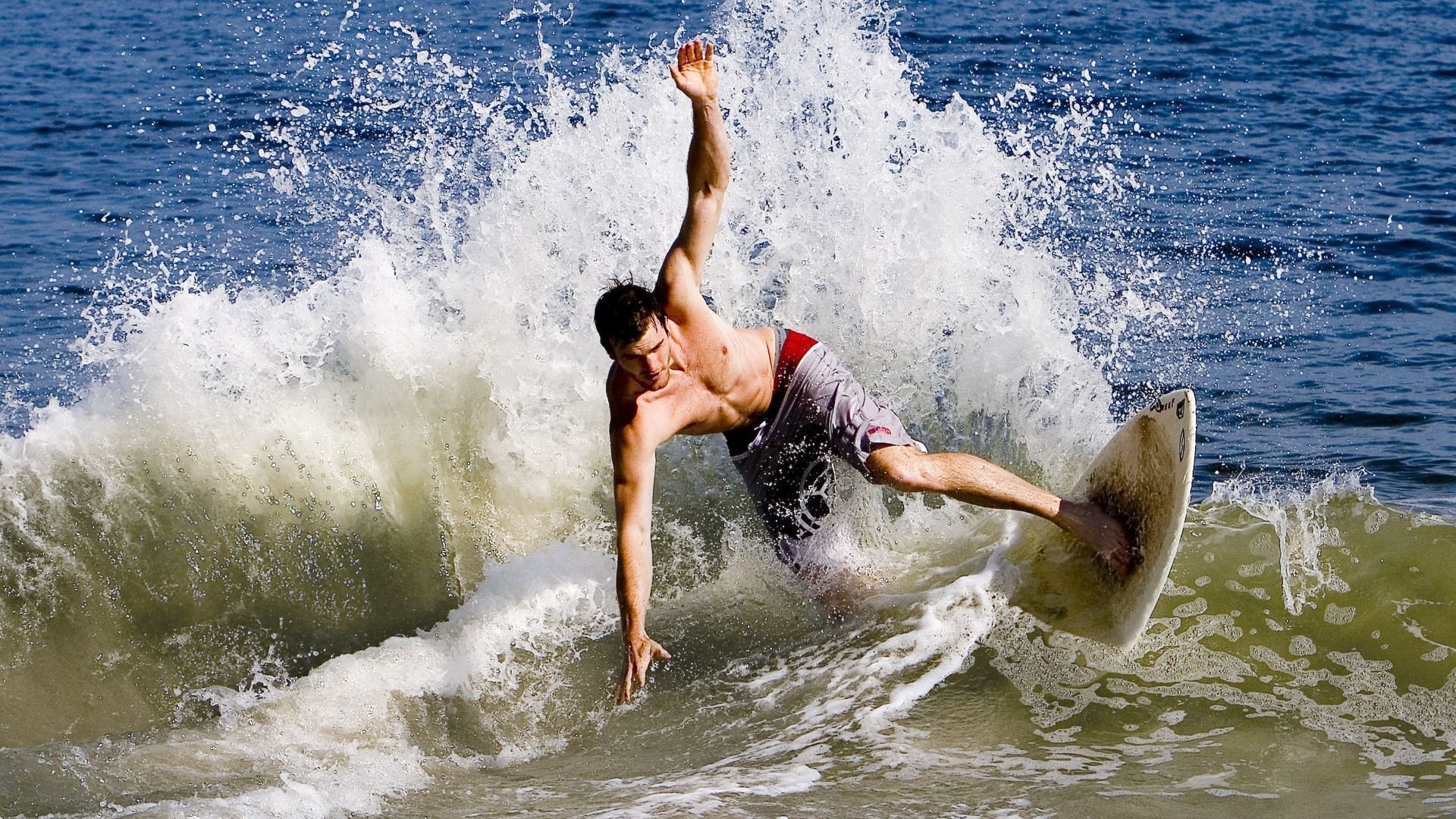 绝境之光，苏亚雷斯末节爆发，国际米兰险胜委内瑞拉